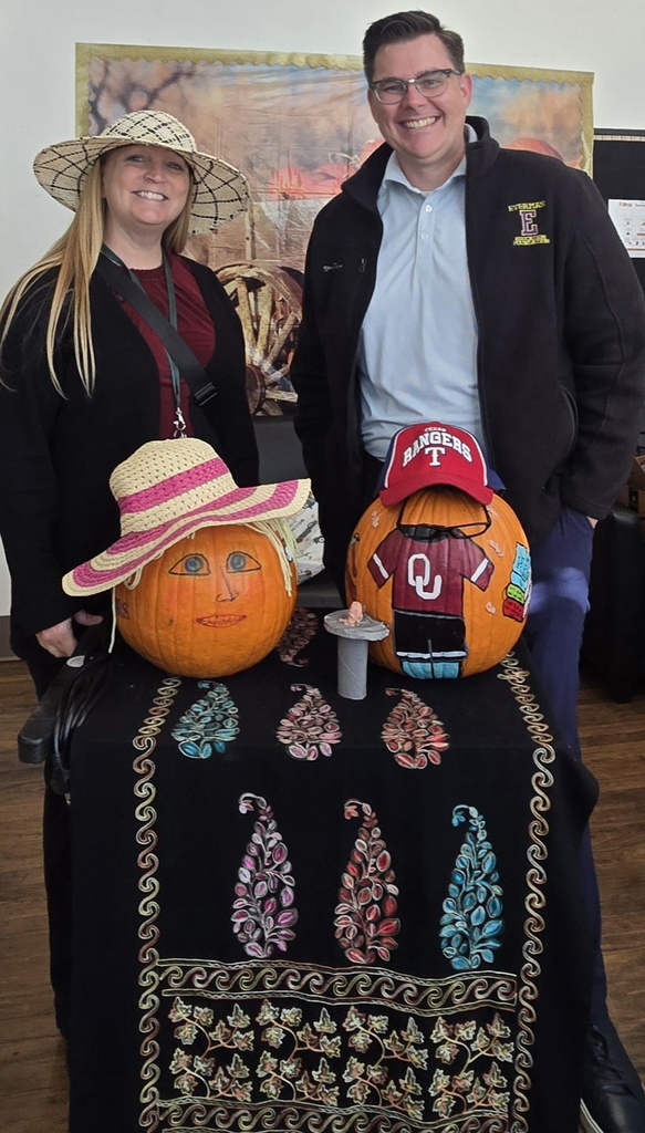 Hommel had so much fun creating pumpkin twins for some of our staff! 