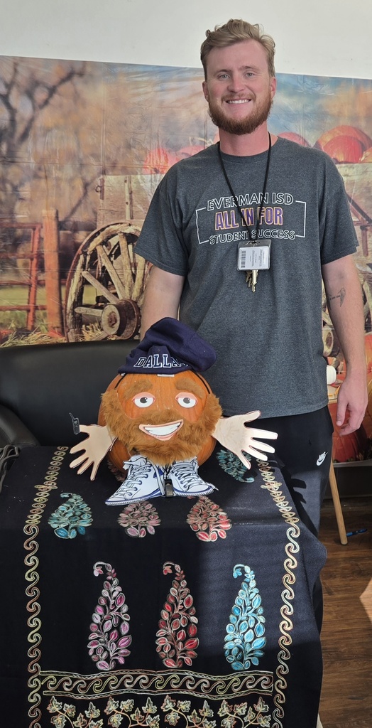 Hommel had so much fun creating pumpkin twins for some of our staff! 