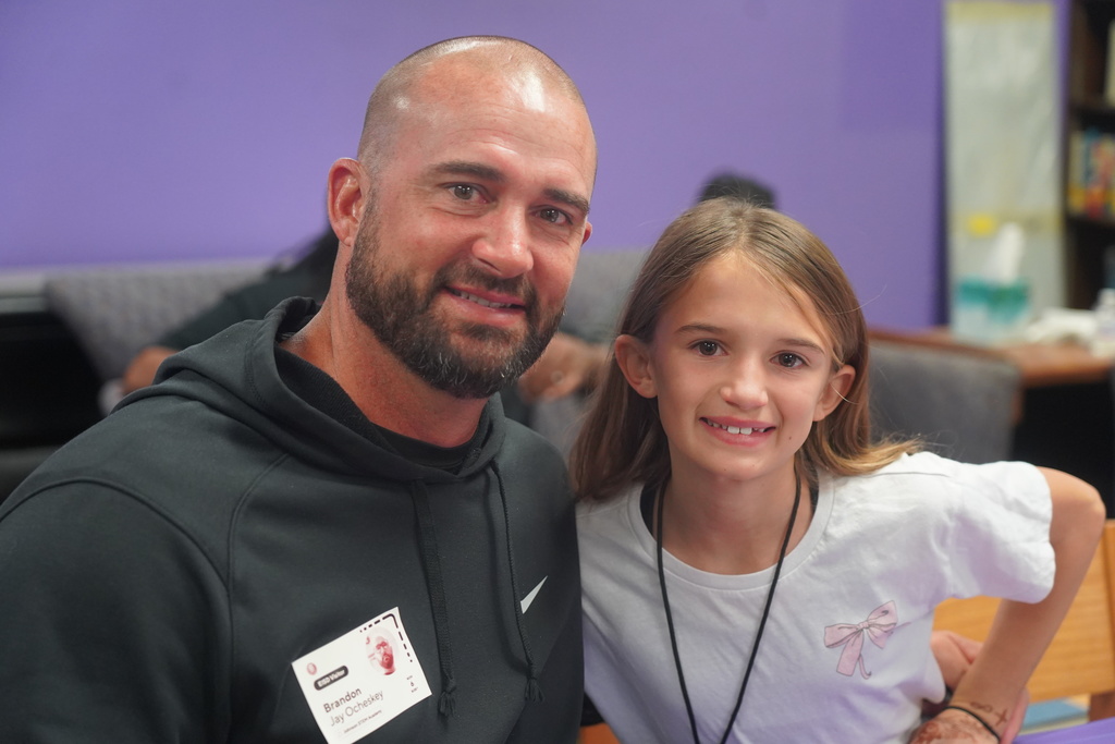 Everman ISD+Donuts With Dads0