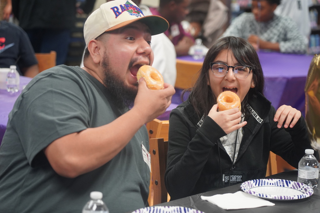 Everman ISD+Donuts With Dads5