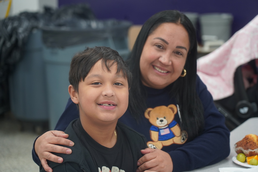 Everman ISD+MuffinsWithMoms4