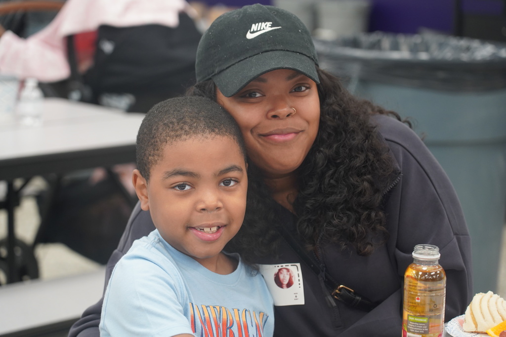 Everman ISD+MuffinsWithMoms3