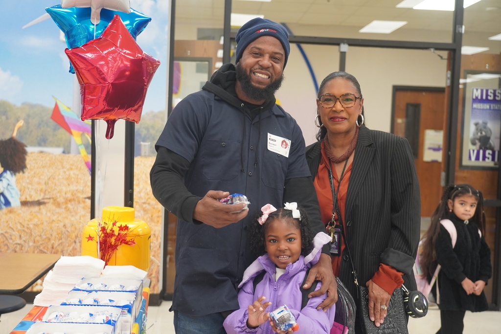 Everman ISD+Donuts With DadsDP