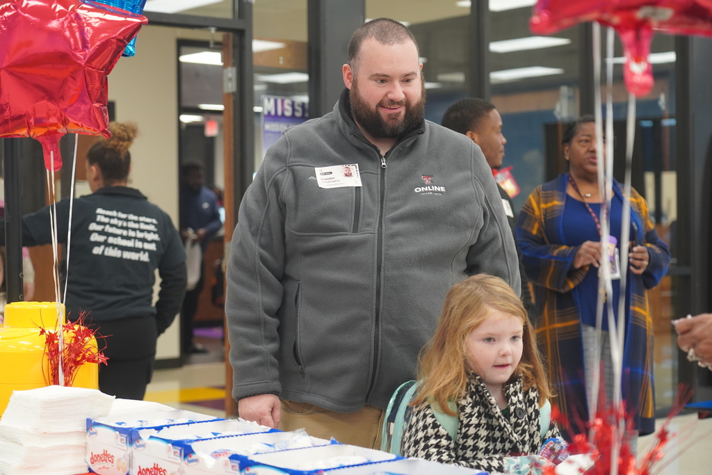 Everman ISD+Donuts With DadsDP2