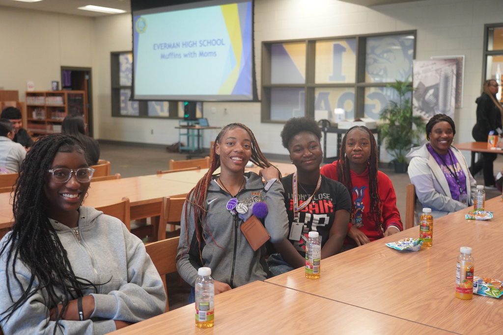 Everman ISD+MuffinsWithMoms7