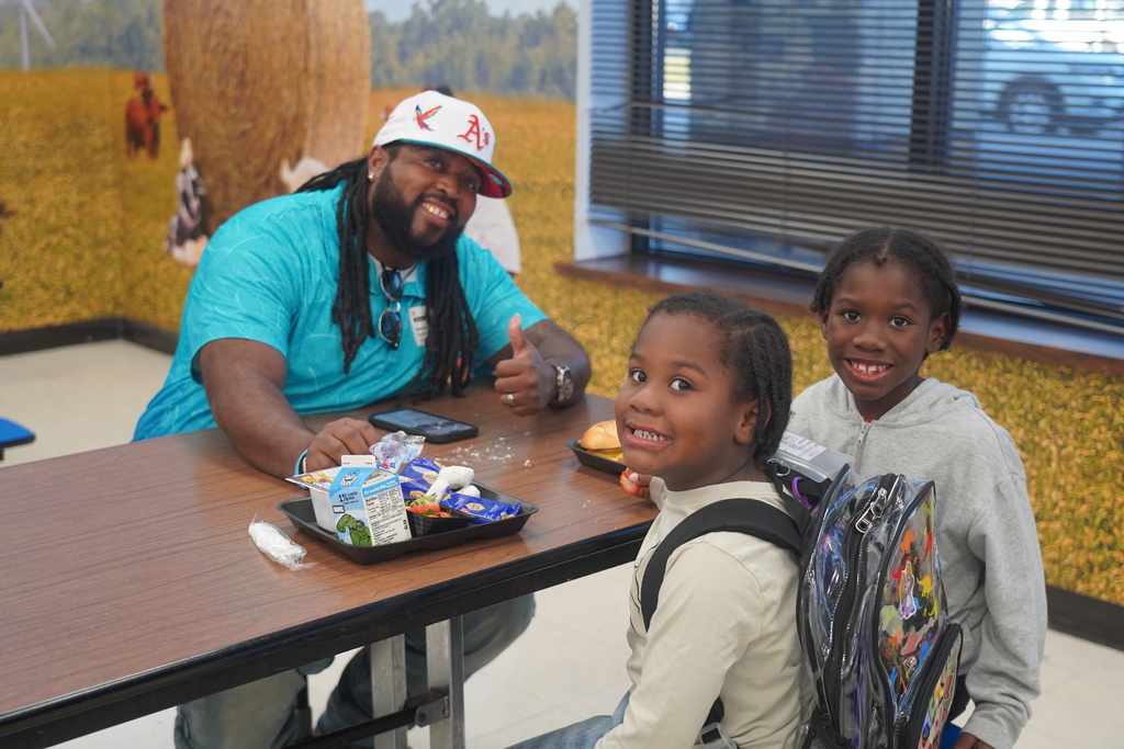 Everman ISD+Donuts With DadsDPKinder9