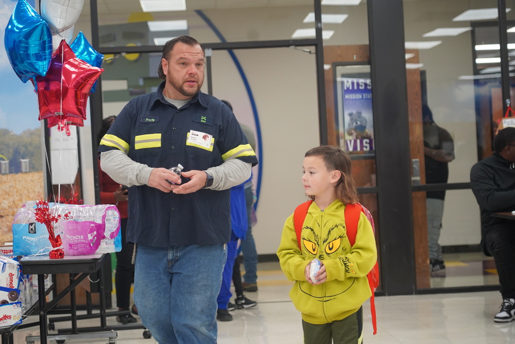 Everman ISD+Donuts With DadsDPKinder3