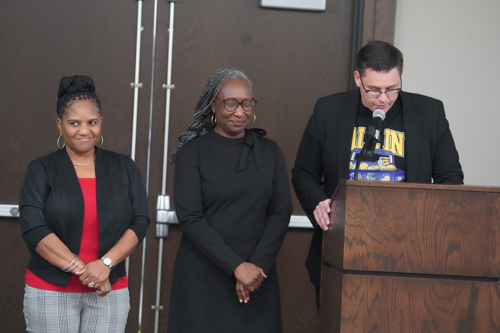 Everman ISD+BoardMeetingNovember176