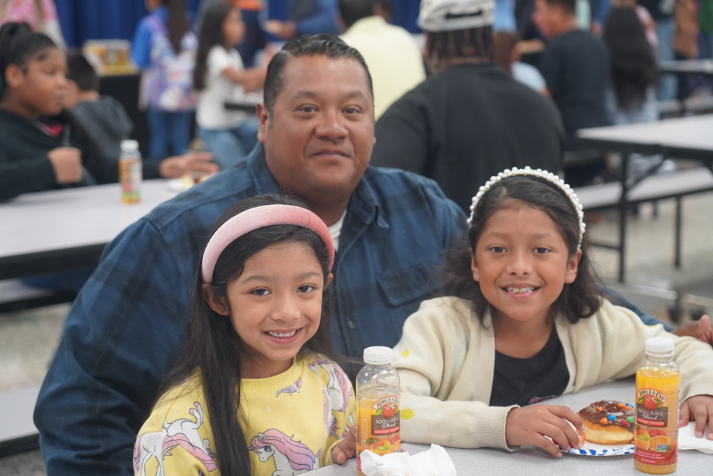 Everman ISD+Donuts With DadsSouder1