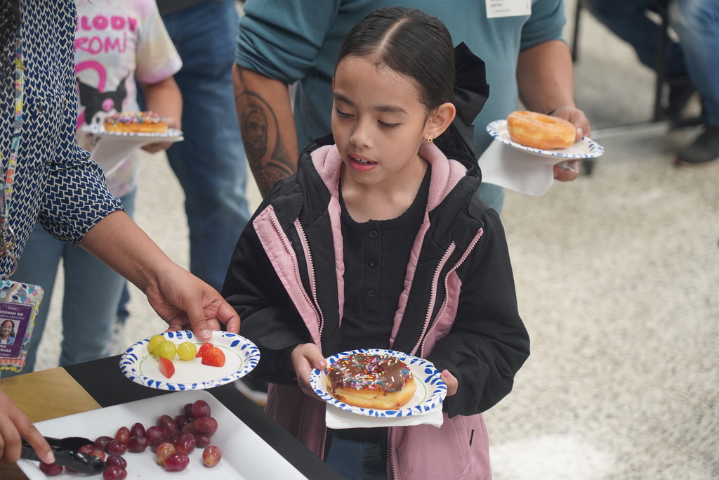 Everman ISD+Donuts With DadsSouder3