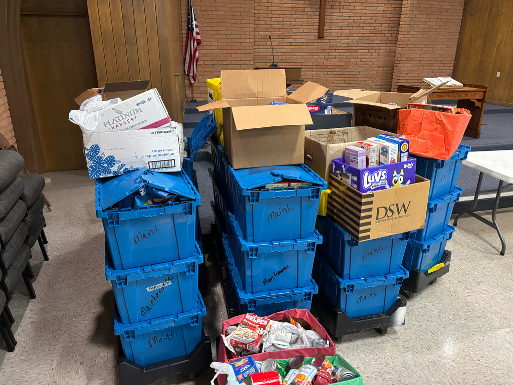 Everman ISD+Food Drive 3