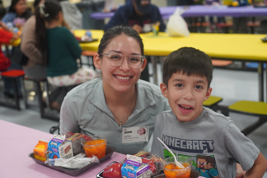Everman ISD+MuffinsWithMomsEray4
