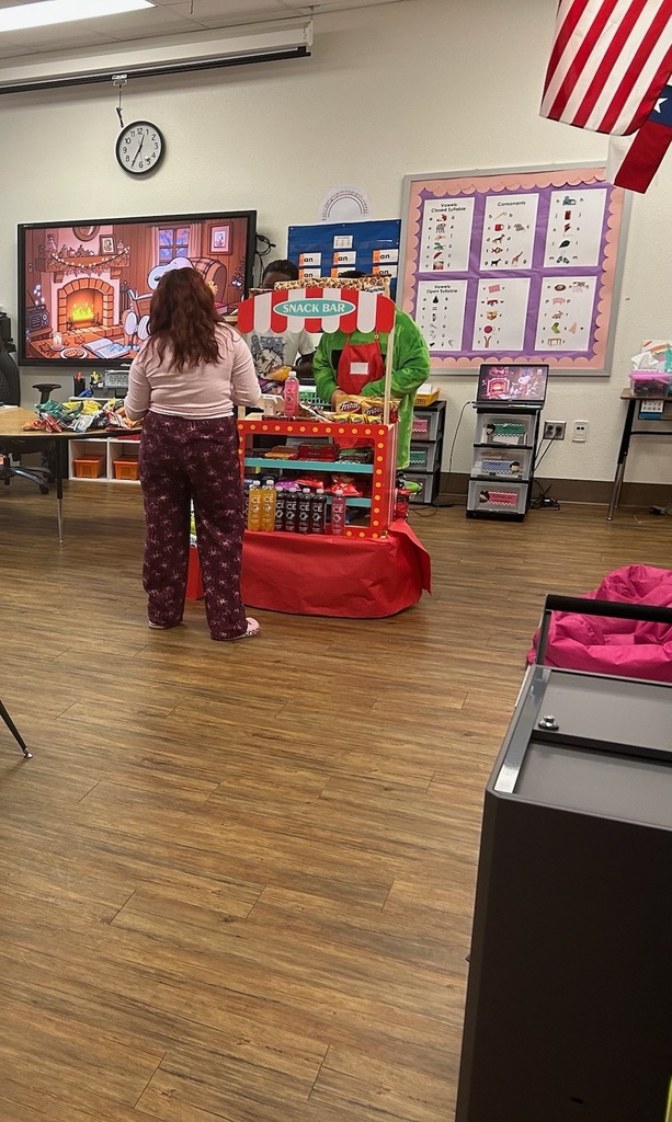 Our student business club has been hard at work building their very own snack bar—from planning the products to setting prices and learning real-world customer service skills. Today, they officially launched their business and sold snacks to our teachers!
We’re so proud of their teamwork, creativity, and commitment. Striving to learn how businesses operate, make a profit, and serve their community.