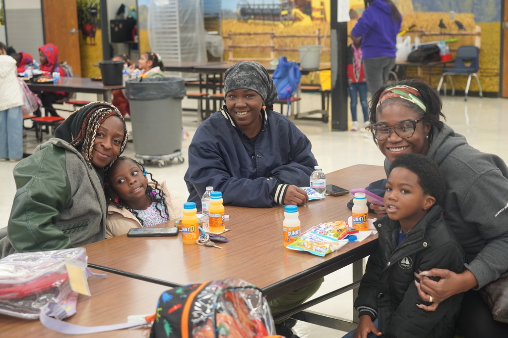 Everman ISD+MuffinsWithMoms0