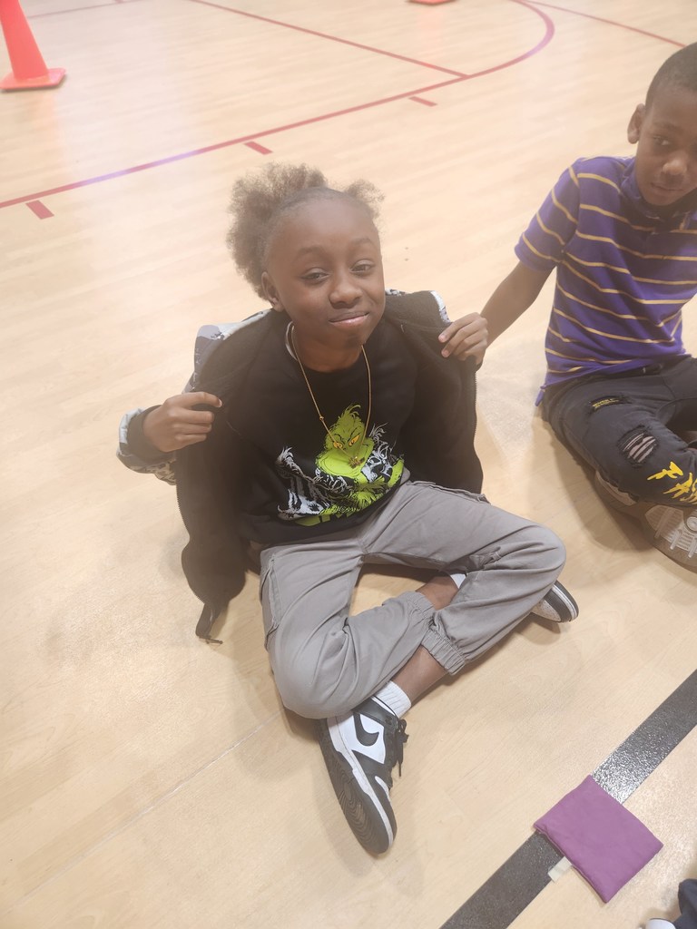 💚🎄 Townley Bulldogs are feeling Grinchy! 5