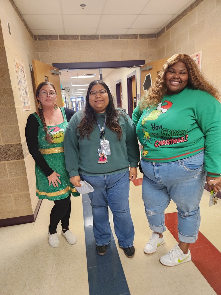 Townley Bulldogs are feeling Grinchy! 1