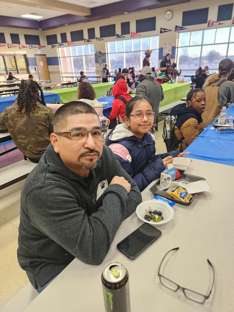 Everman ISD+Donuts With DadsTownley4