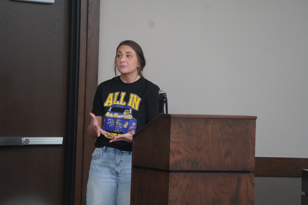 Everman ISD+BoardMeetingDecember155