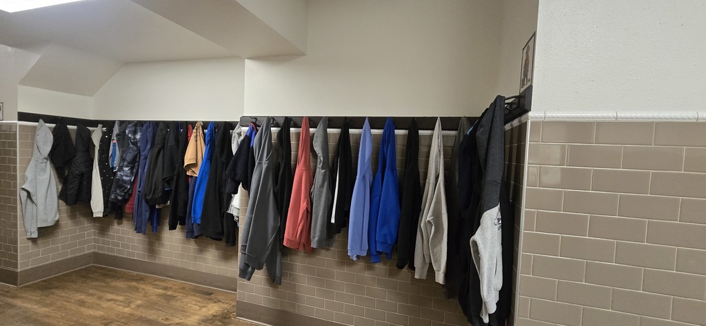 Hommel parents, please have your child check our Lost and Found for any missing jackets. 