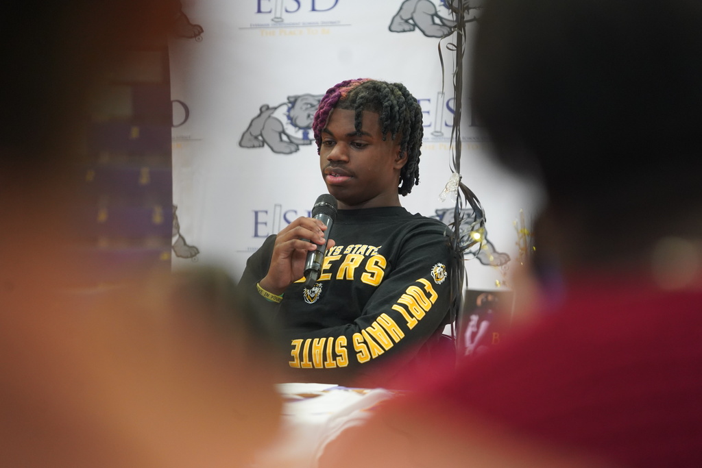 Everman ISD+Barrington Stricklin 4