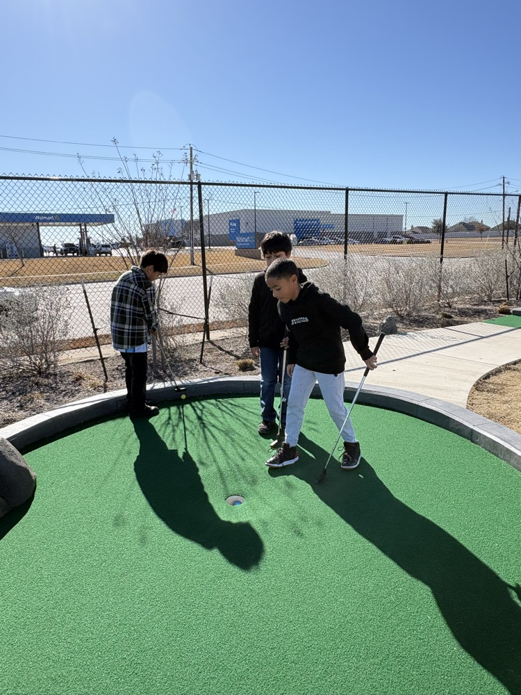students plan miniature golf