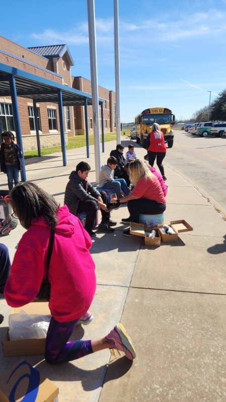 Get Ready Cowtown Shoe fitting 