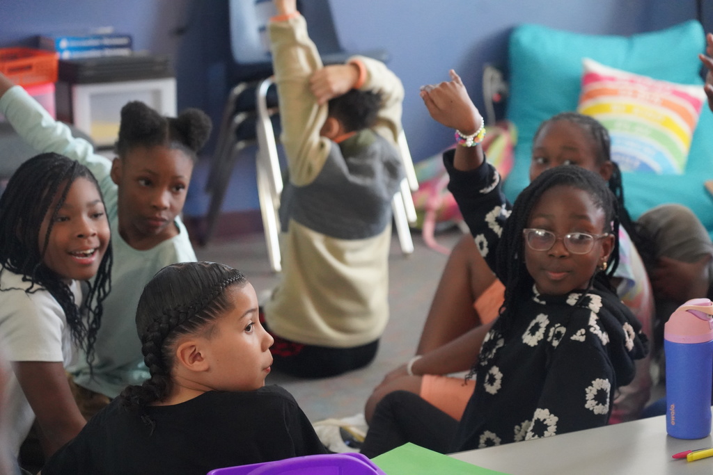 Today, our Superintendent kicked off Read Across America by sharing the joy of reading with our Townley students!  There’s nothing more powerful than seeing leaders model a love for literacy. Moments like these remind our students that reading opens doors to imagination, opportunity, and lifelong learning.  Thank you to our Townley team for creating such a warm and engaging experience for our scholars!