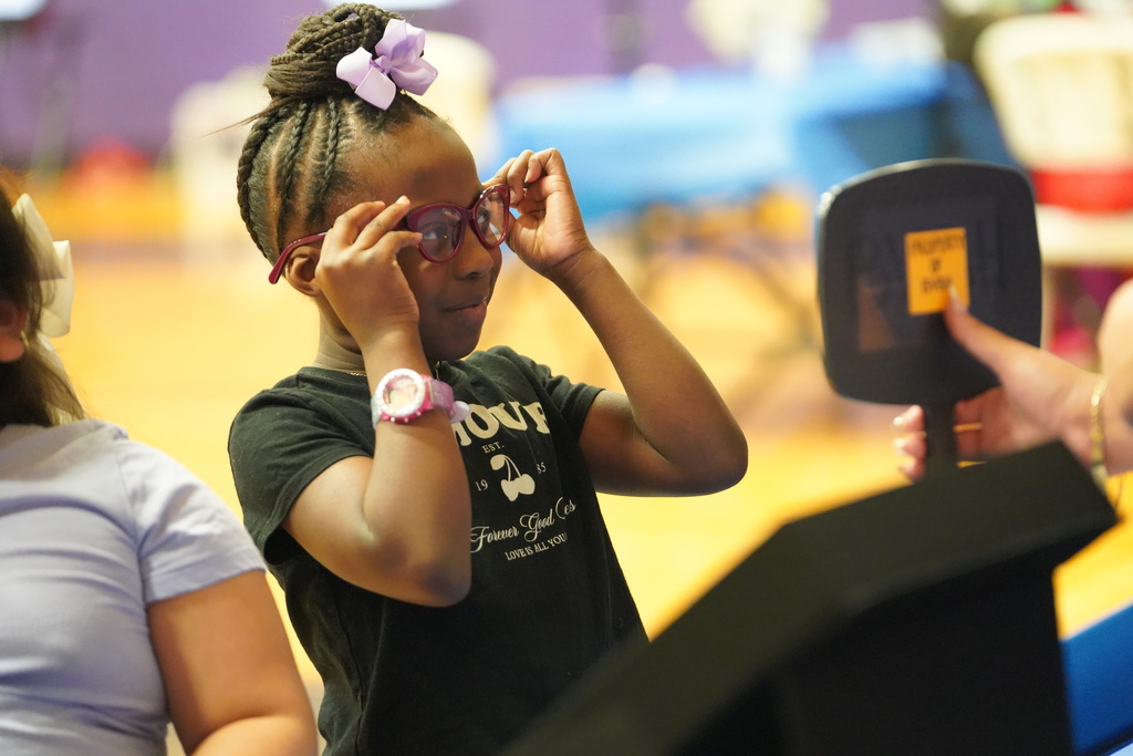 Everman ISD+BVBH Vision Clinic8