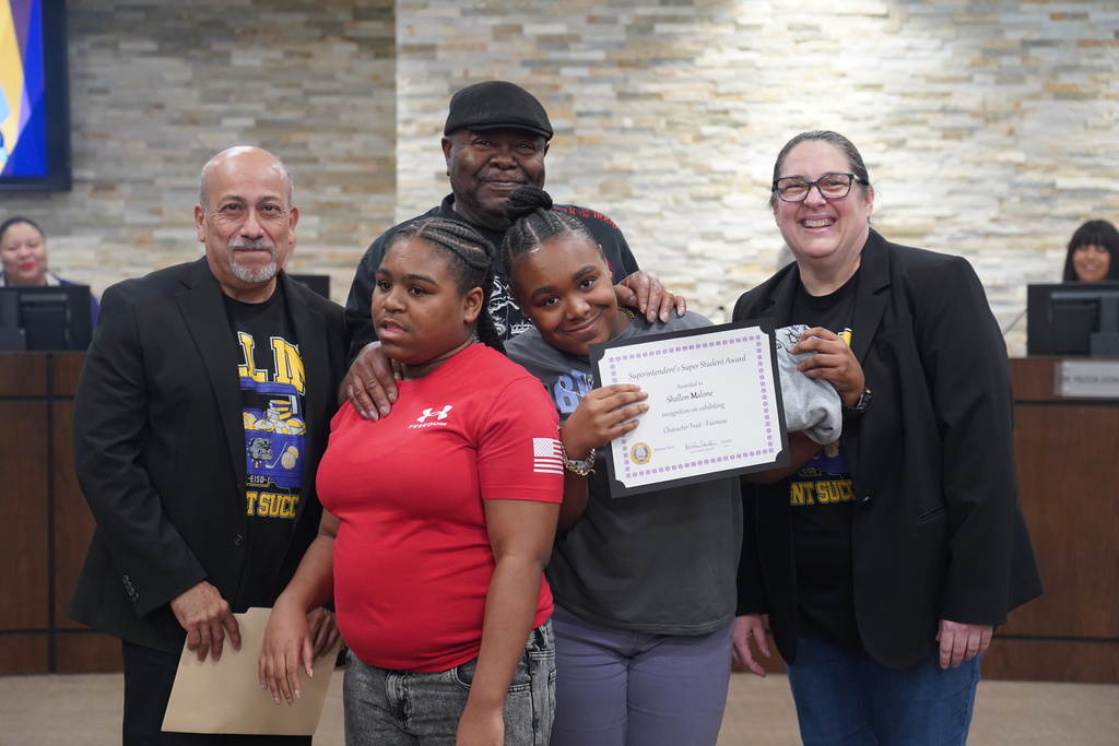 Everman ISD+BoardMeetingMarch25-17