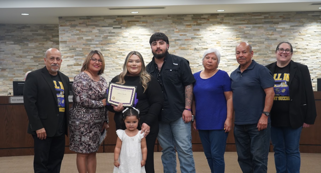 Paraprofessional of the Month