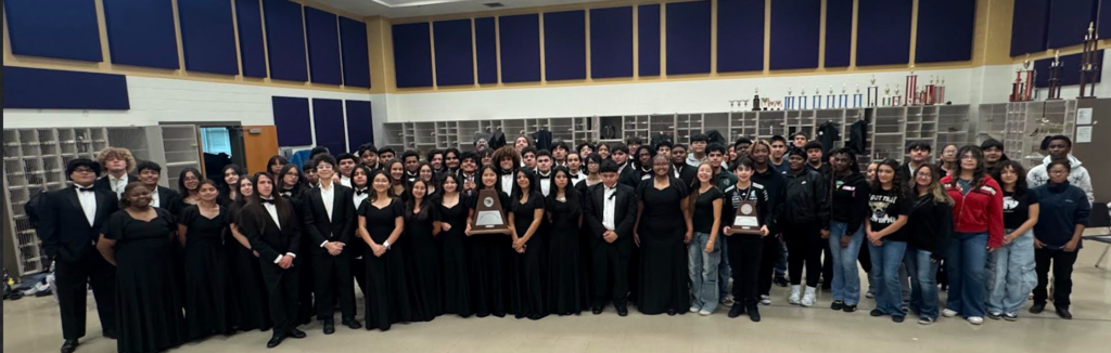 For the past two days, the Everman High School Band proudly represented our district at the Region 30 UIL Concert & Sightreading Evaluations—and they delivered an outstanding performance!  Both the Symphonic Band and Wind Symphony earned Superior ratings on stage and in the sightreading room. 👏🏾  Even more impressive, this marks the THIRD consecutive year the Bulldog Band has achieved a Sweepstakes Award by earning Superior ratings in Marching and Concert & Sightreading! 🏆  Be sure to congratulate these talented students when you see them—they’ve truly earned it!