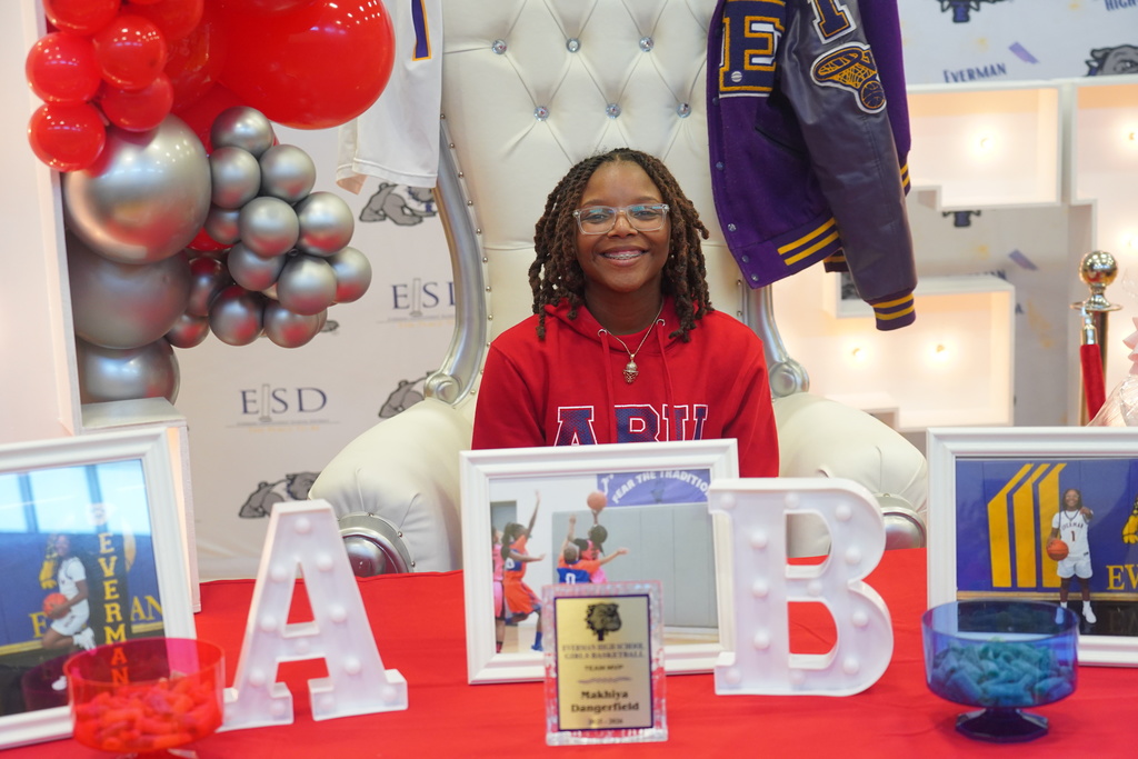Everman ISD+basketballSigning-6