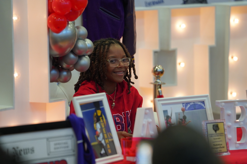 Everman ISD+basketballSigning-3