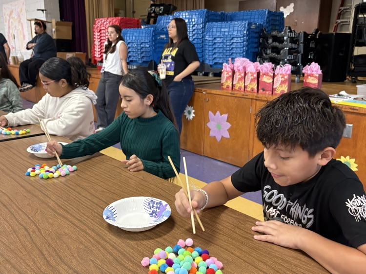 Chopsticks competition