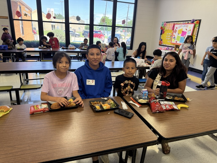 Asian style lunch with families