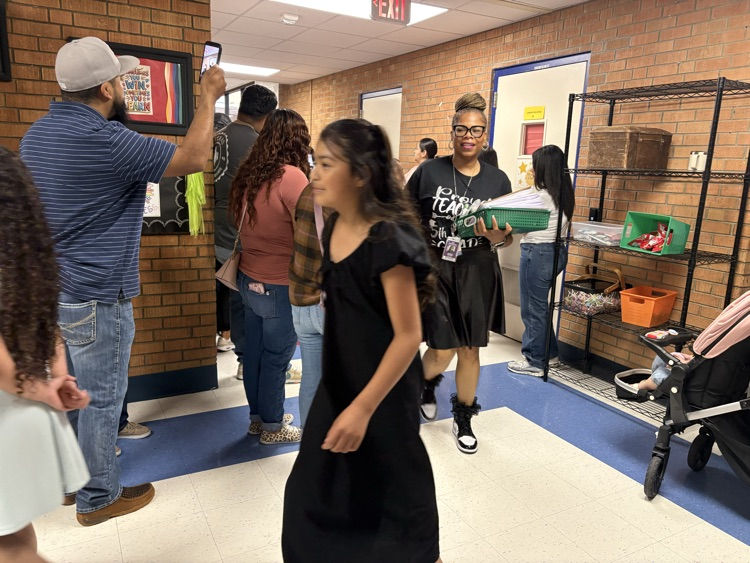 clap out