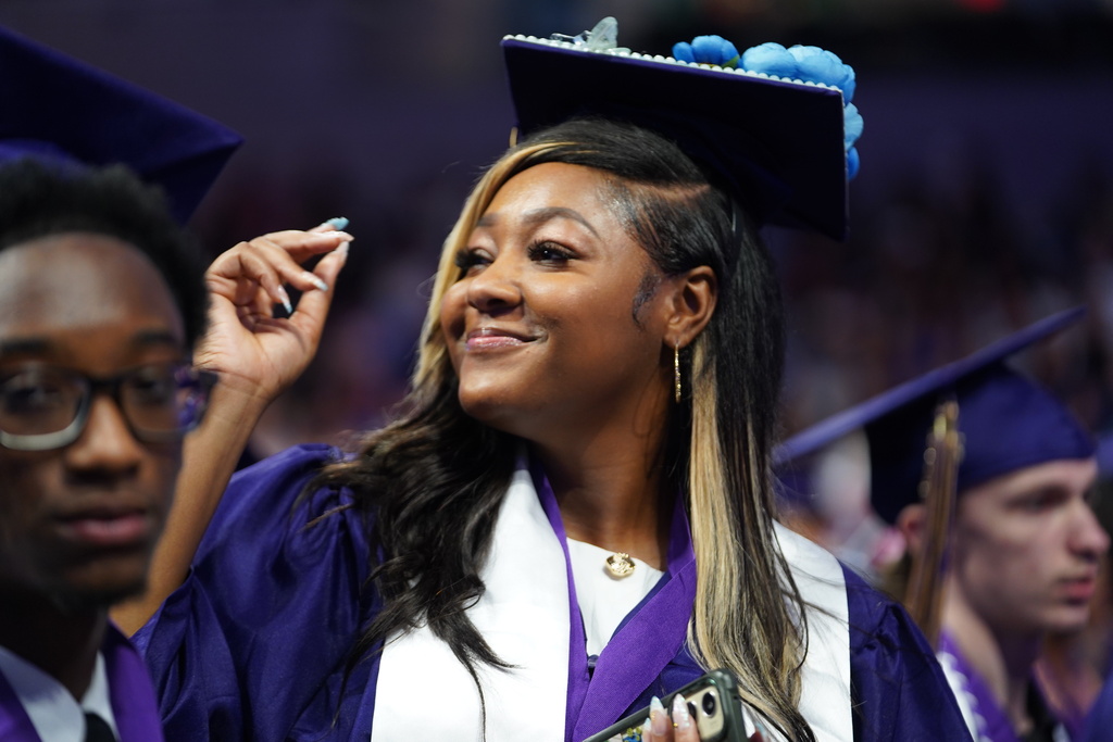 Everman ISD+GraduationCeremony3