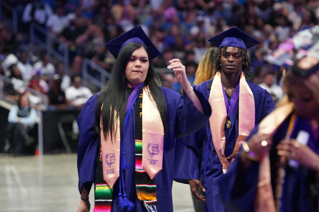 Everman ISD+GraduationCeremony9