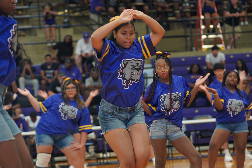 Everman ISD+MeetTheBulldogs4