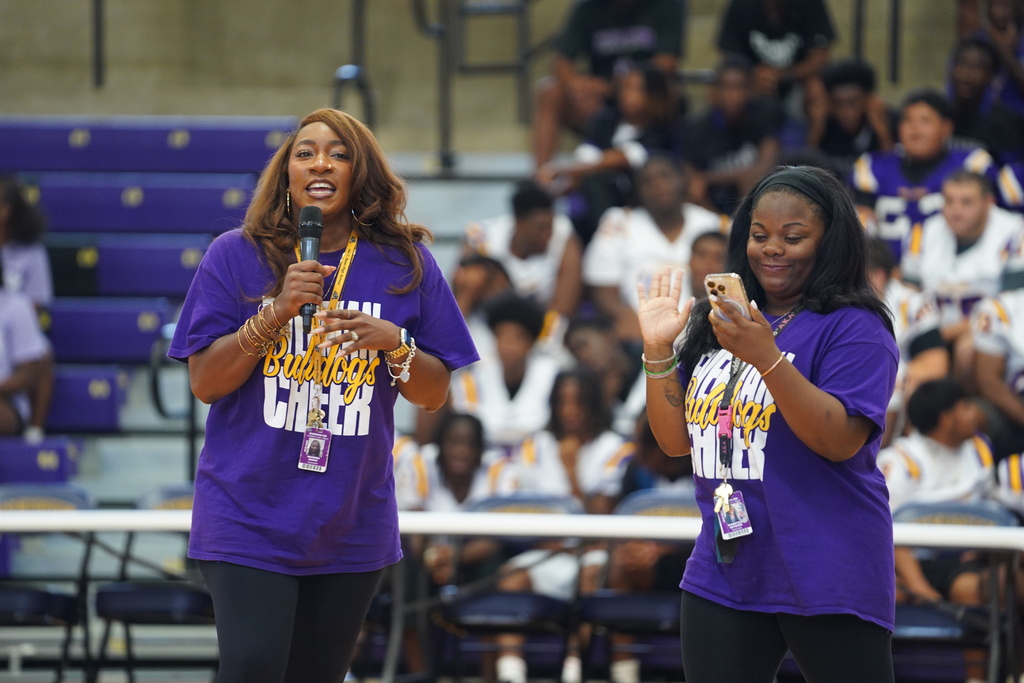 Everman ISD+MeetTheBulldogs7