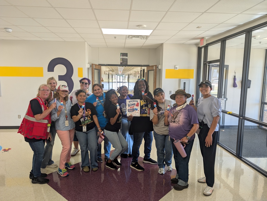 Group of teachers with popsicles.