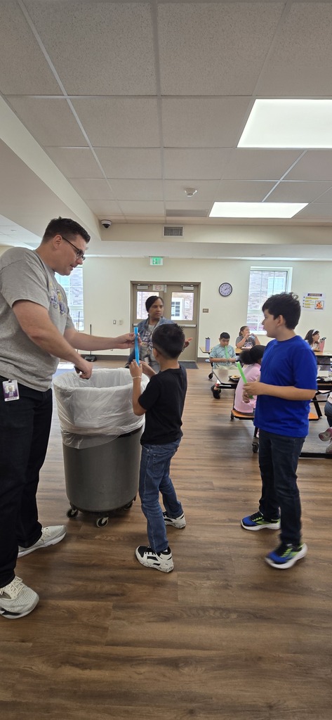 Congratulations to all of our students who had perfect attendance in the 1st six weeks!   We celebrated your achievement today with a special treat from Mr.Seals and Ms.Beedle. 
