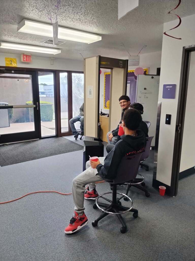 hh