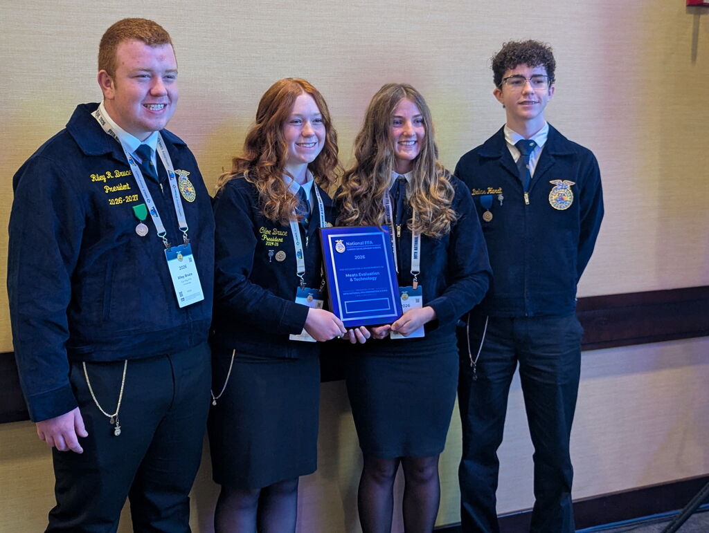 5th Place team