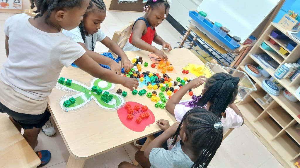 Watch these Fantastic Frogs sort blocks by color! Working together is a major academic win.   #FantasticFrogs #CooperativePlay #PawsOnLearning #SocialReadiness #FCSImpact