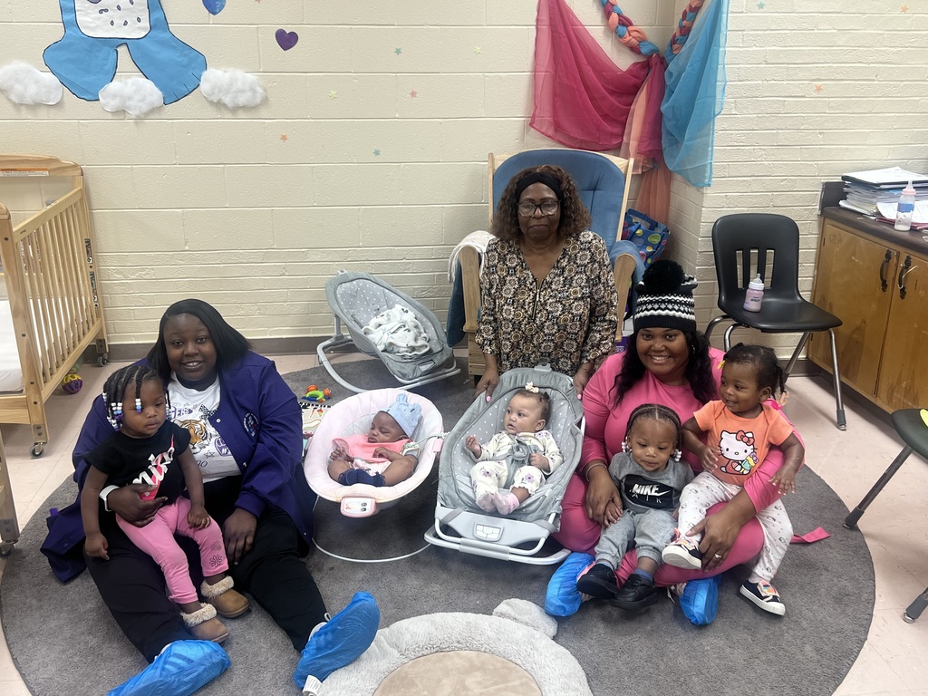The Carebear class is in the spotlight today! Every student is beaming and prepared to make the most of their day. #Carebearclass  #LiteracyFoundation #InsideTheDen #AcademicExcellence #TeacherLed