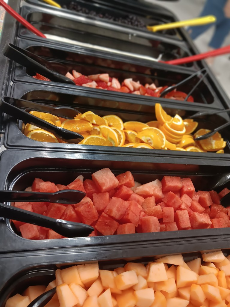 At Fairland Public Schools we offer delightful fresh fruits and vegetables daily! Here are a few fruits and vegetables we offer: