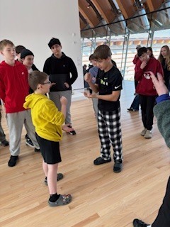 MS GT went to the Crystal Bridge art museum 