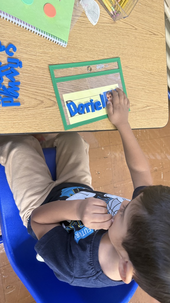 Busy little learners in Ms. Ospino's class!