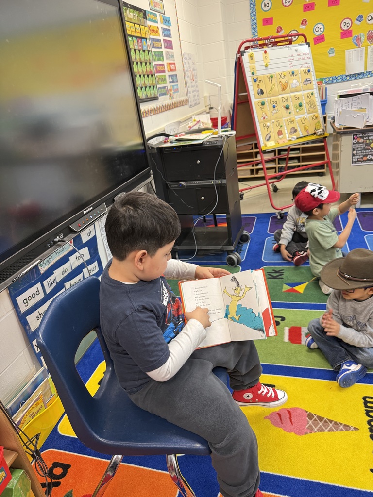 A special guest star reader from Ms. Garcia's class!